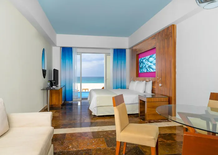Altitude By Krystal Grand Cabos