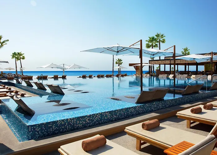 Altitude By Krystal Grand Cabos 4*