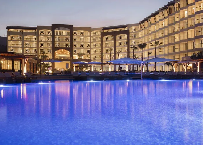 Altitude By Krystal Grand Cabos Resort 4*