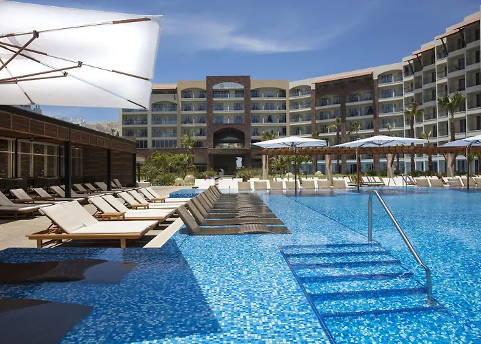 Resort Altitude By Krystal Grand Cabos 4*
